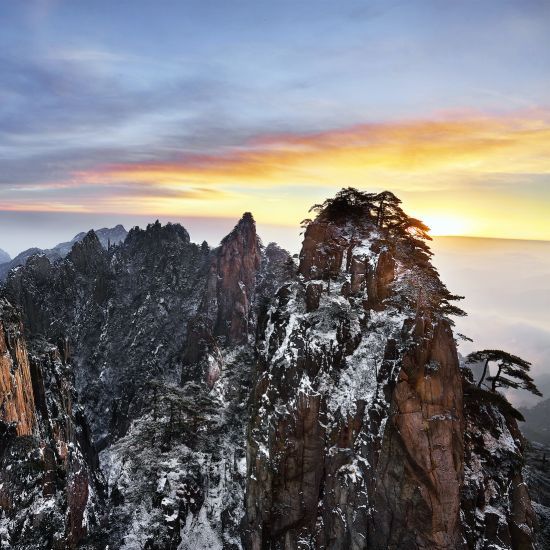 Sunrise at Yellow Mountains 